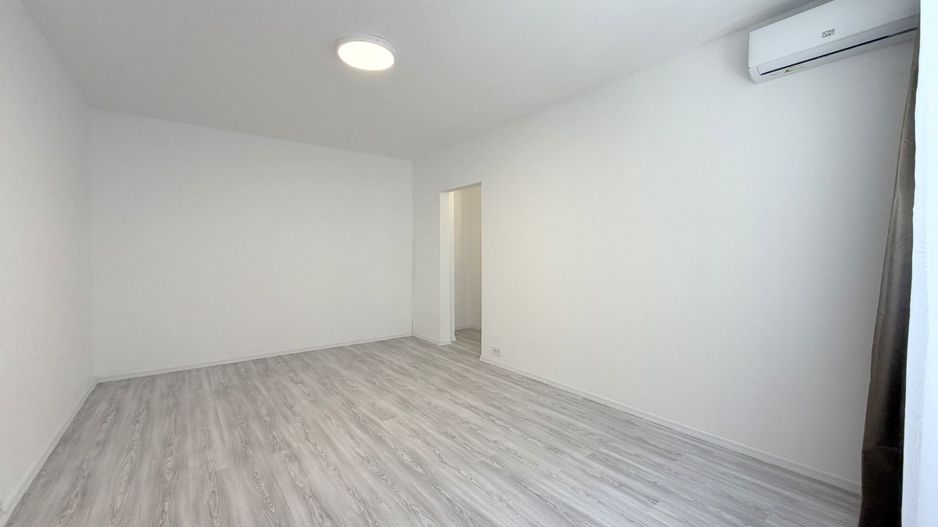 2 camere | centrala proprie | langa metrou | vedere spate  | Bd Ion Mihalache - Poză 9