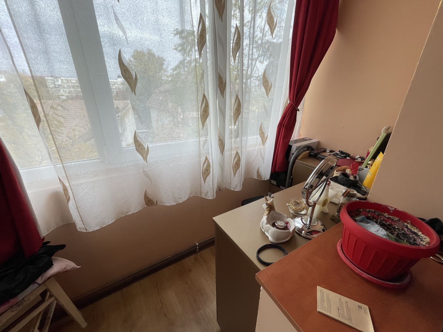 Apartament cu trei camere -zona Matei Basarab - Poză 17