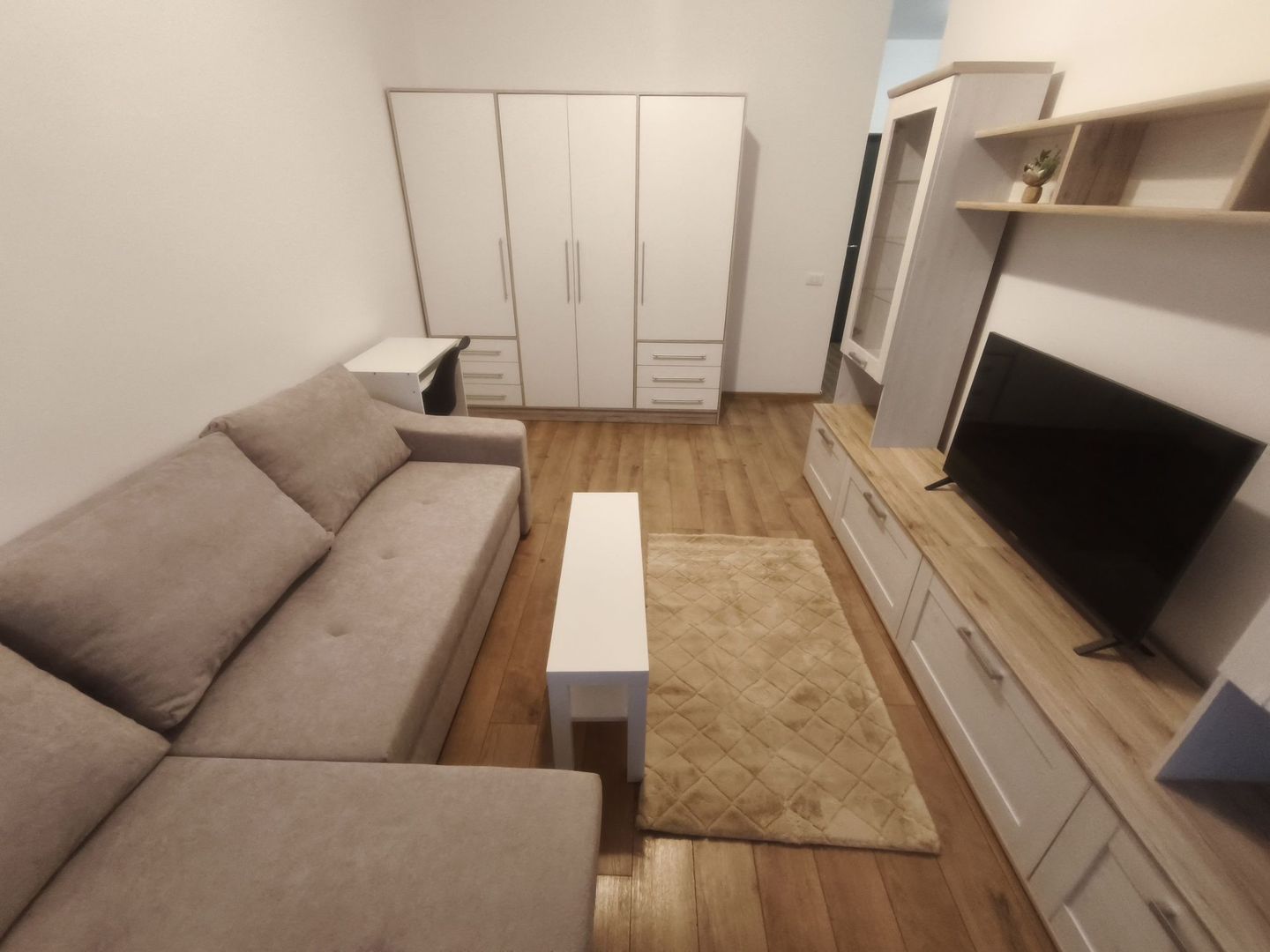 Garsoniera Berceni - Aparatorii Patriei | Loc parcare inclus - Poză 1