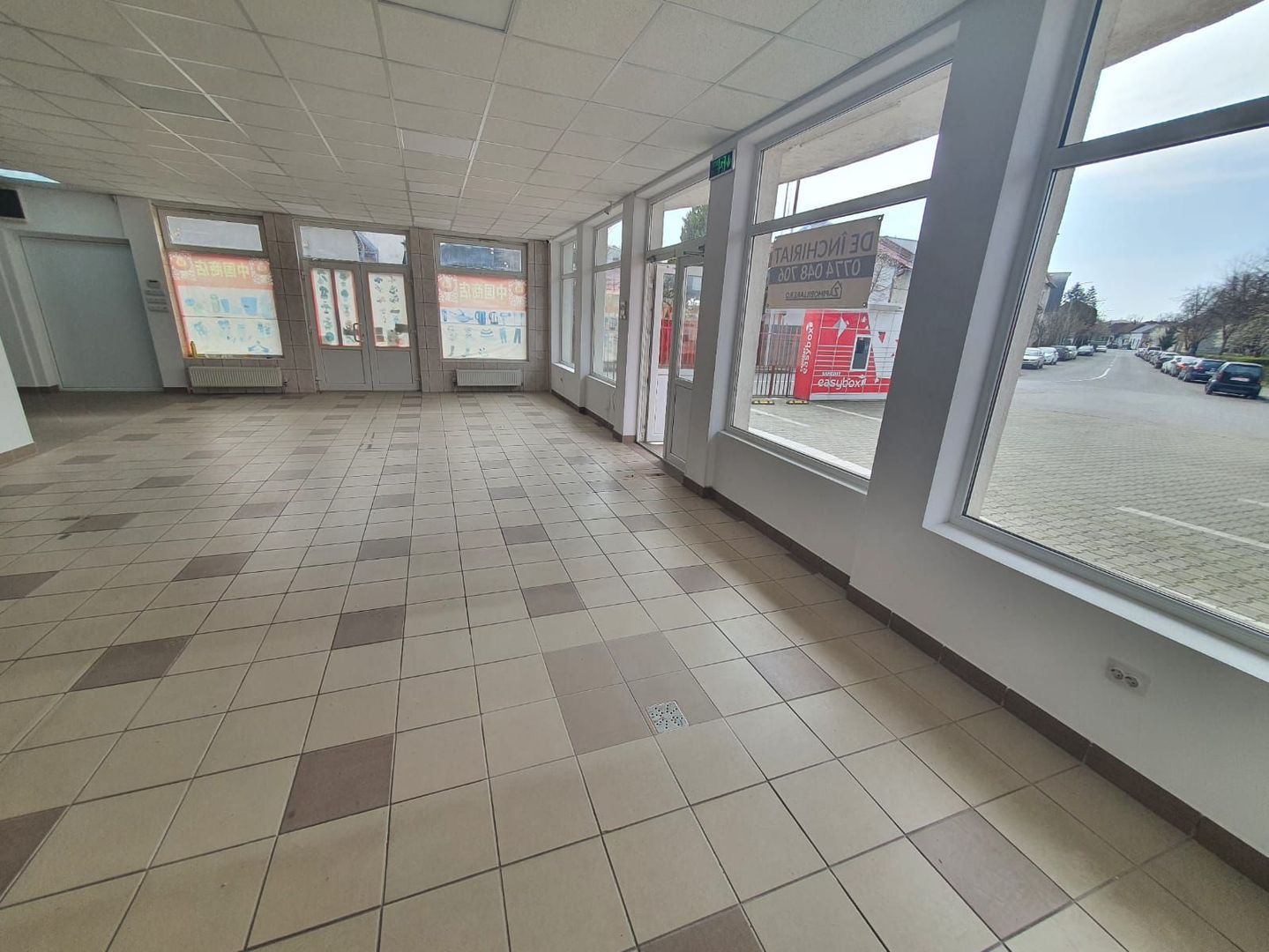 Spatiu comercial 300mp utili+parcari zona Gara Mică 5 eur mp - Poză 1