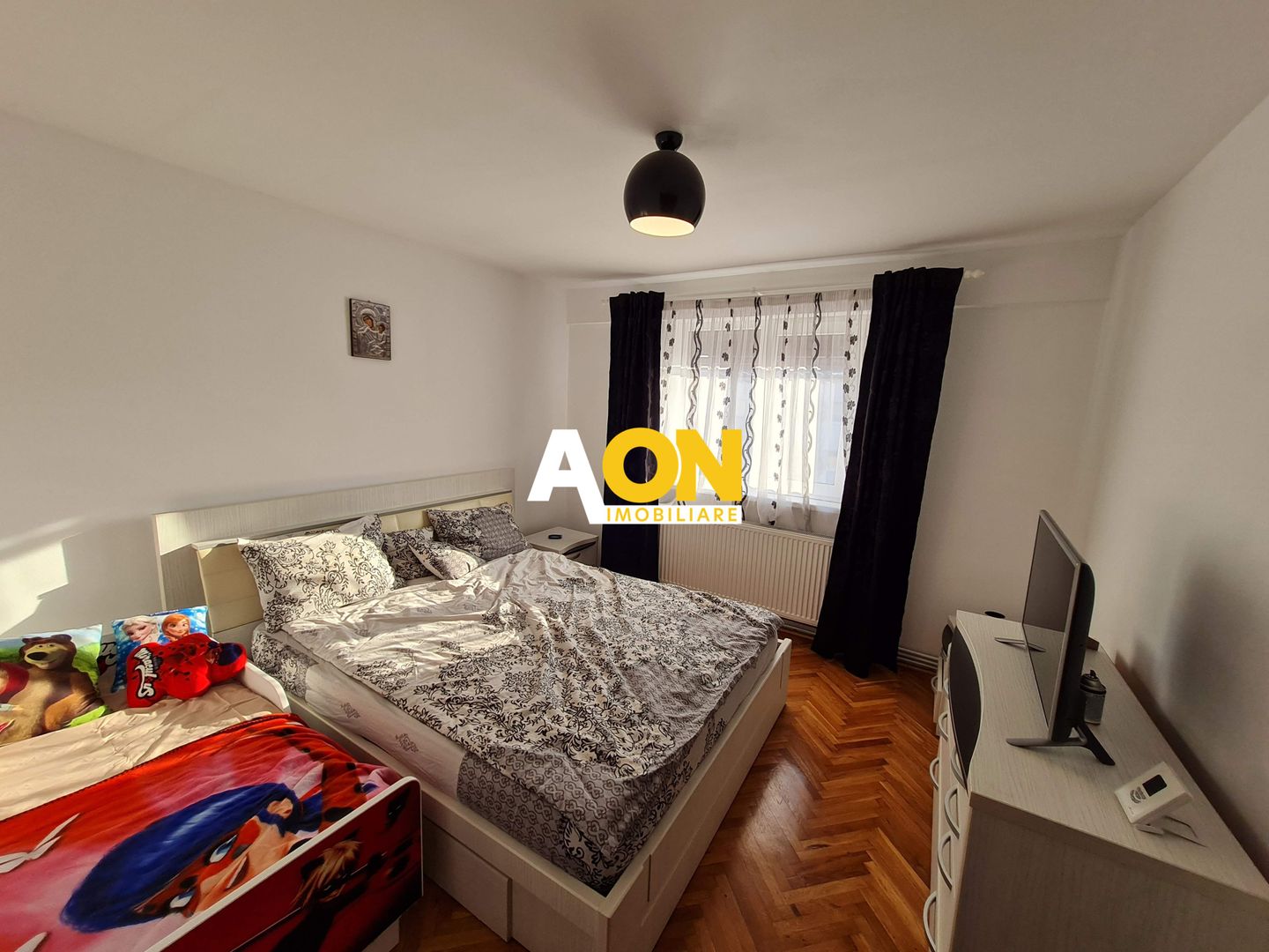 Apartament 3 Camere, Decomandat, 69 mp + balcon, Etaj 4, Zona Cetate - Poză 8