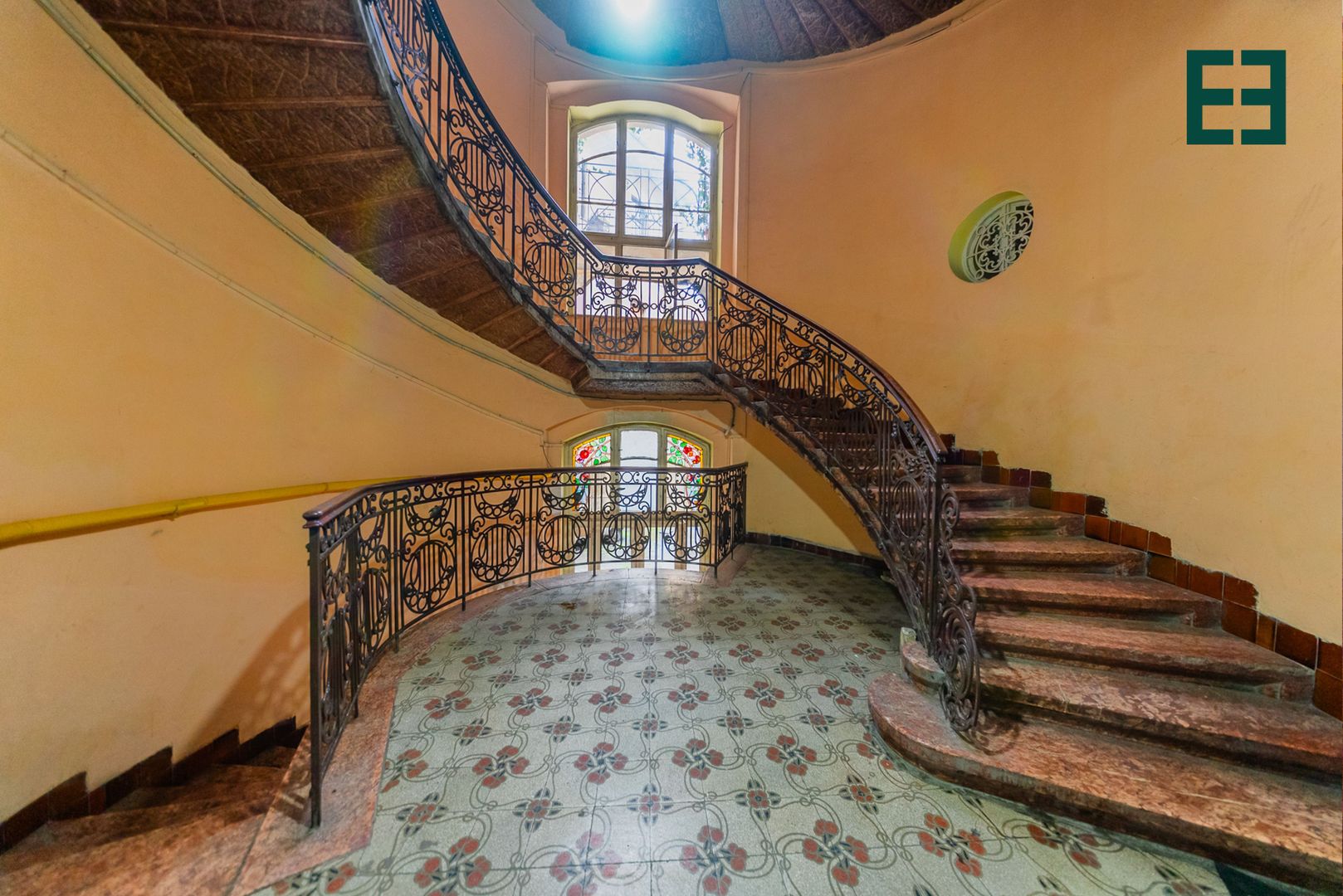 Apartament cu 3 camere și garaj - Zonă Ultracentrală - Arad - Poză 13