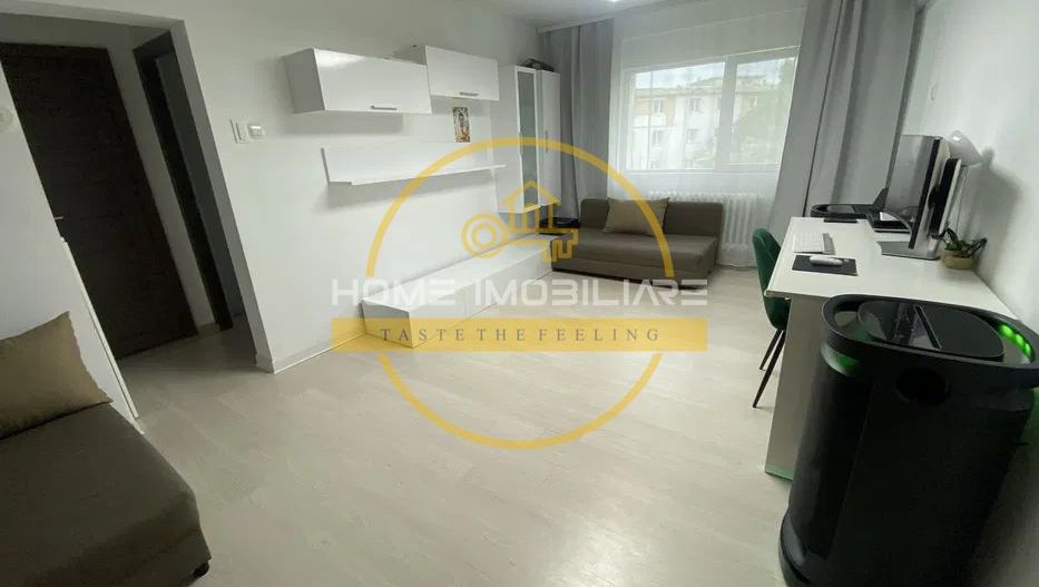 🔹 Apartament 3 camere Podu Ros| Semidecomandat | Mobilat & utilat - Poză 2