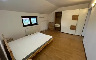 Casă / Vilă cu 4 camere de închiriat în zona Aradului - Poză 22