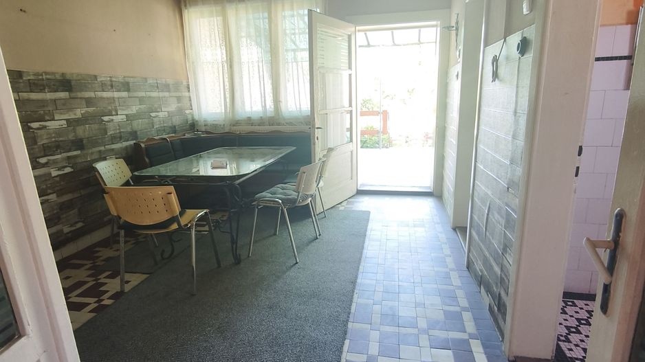 Casă 90 mp utili | Curte delimitata | Cota 1/2 teren | (Primăverii ) - Poză 8