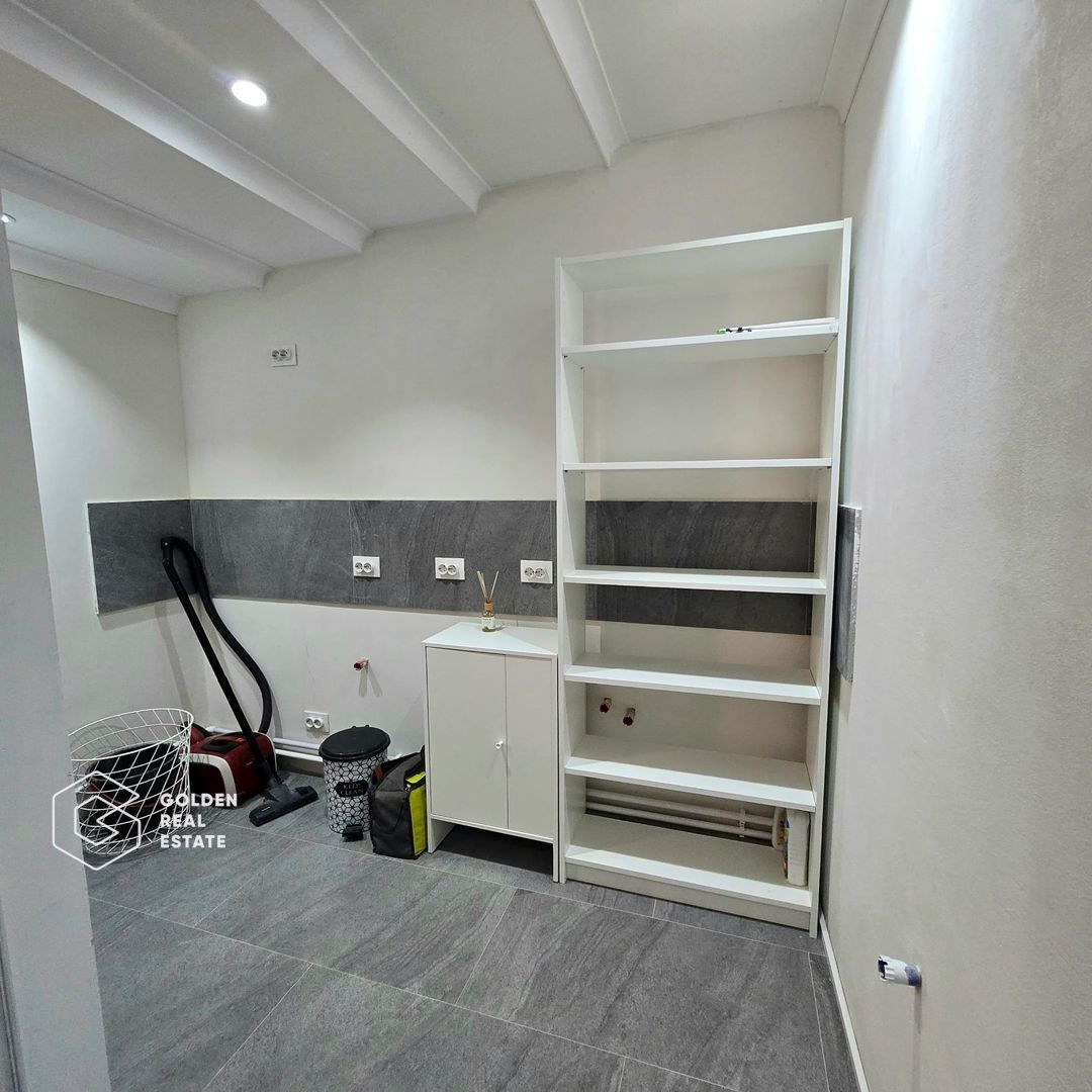 Casă cu design deosebit în Vladimirescu - Poză 13