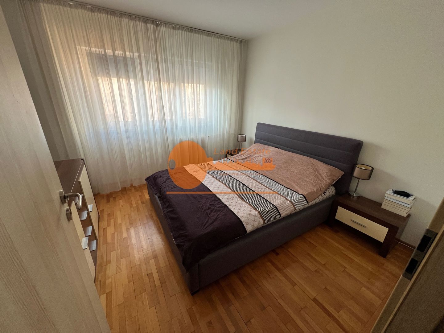 2 camere Dristor ( 150 m pana la metrou/ bloc 1982 ) - Poză 6