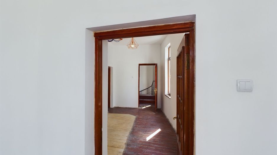 Casa individuala la 6 minute de Piata Unirii - Poză 16