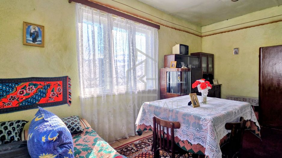 Casă de vânzare, 110 mp, 5 camere 1200mp teren , sat Voivodeni - Poză 6