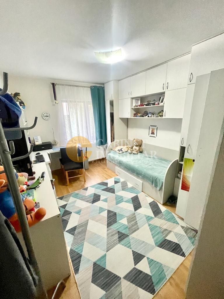 Etaj 1 Apartament 3 camere mobilat-utilat complet- Mutare Imediata - Poză 3