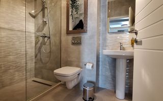 Apartament mobilat si utilat cu 2 locuri de parcare - Poză 11