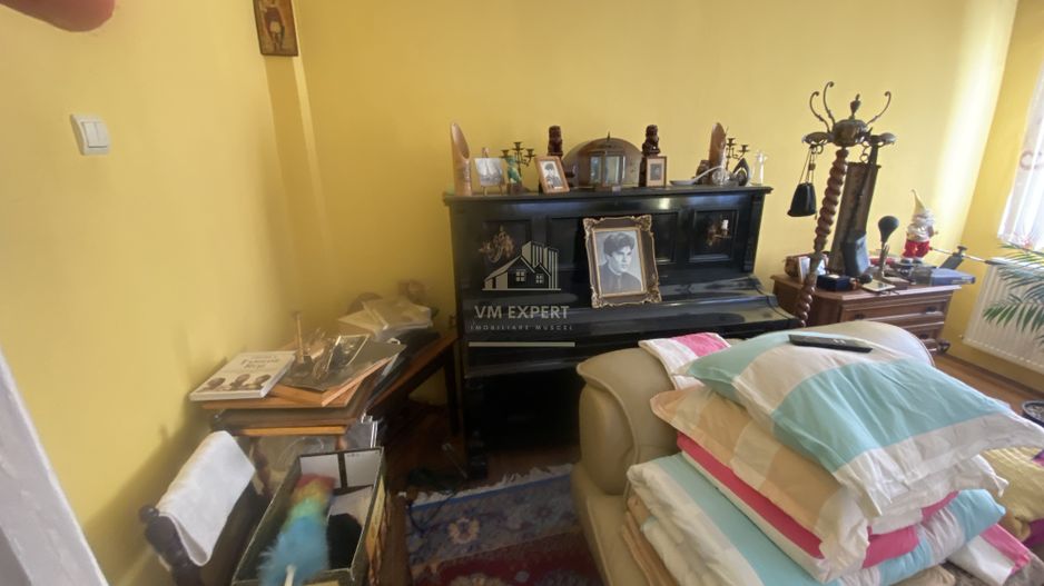 CASA 3 CAMERE 80 MP, TEREN 400 MP, CAMPULUNG - Poză 2