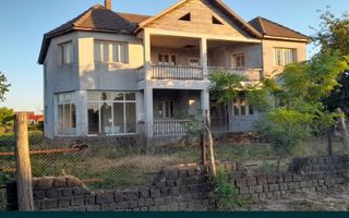 Casa de vanzare - Poză 1