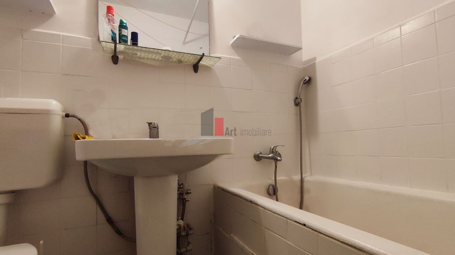 Apartament 3 camere de vanzare Bulevardul Basarabia -Arena Nationala - Poză 8