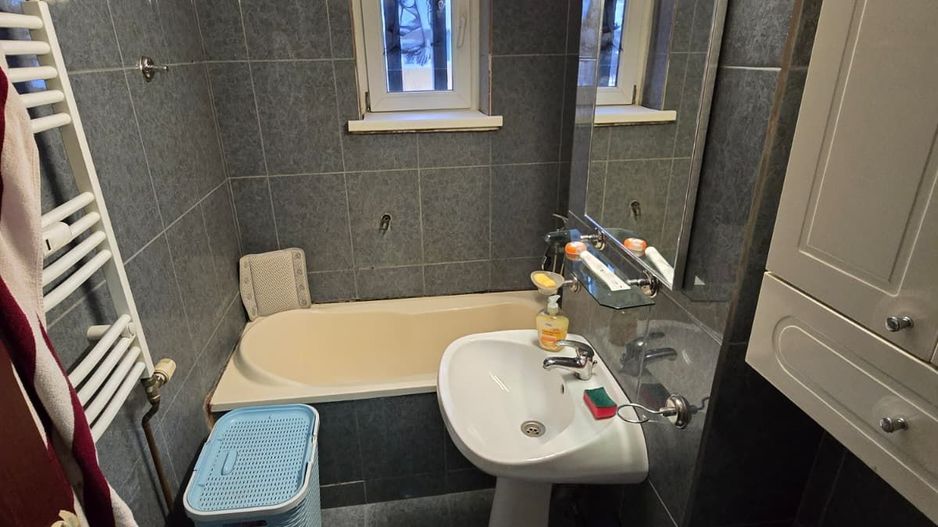vand apartament 3 camere zona ultracentrala,vedere la Dunare ,etaj 2, - Poză 7