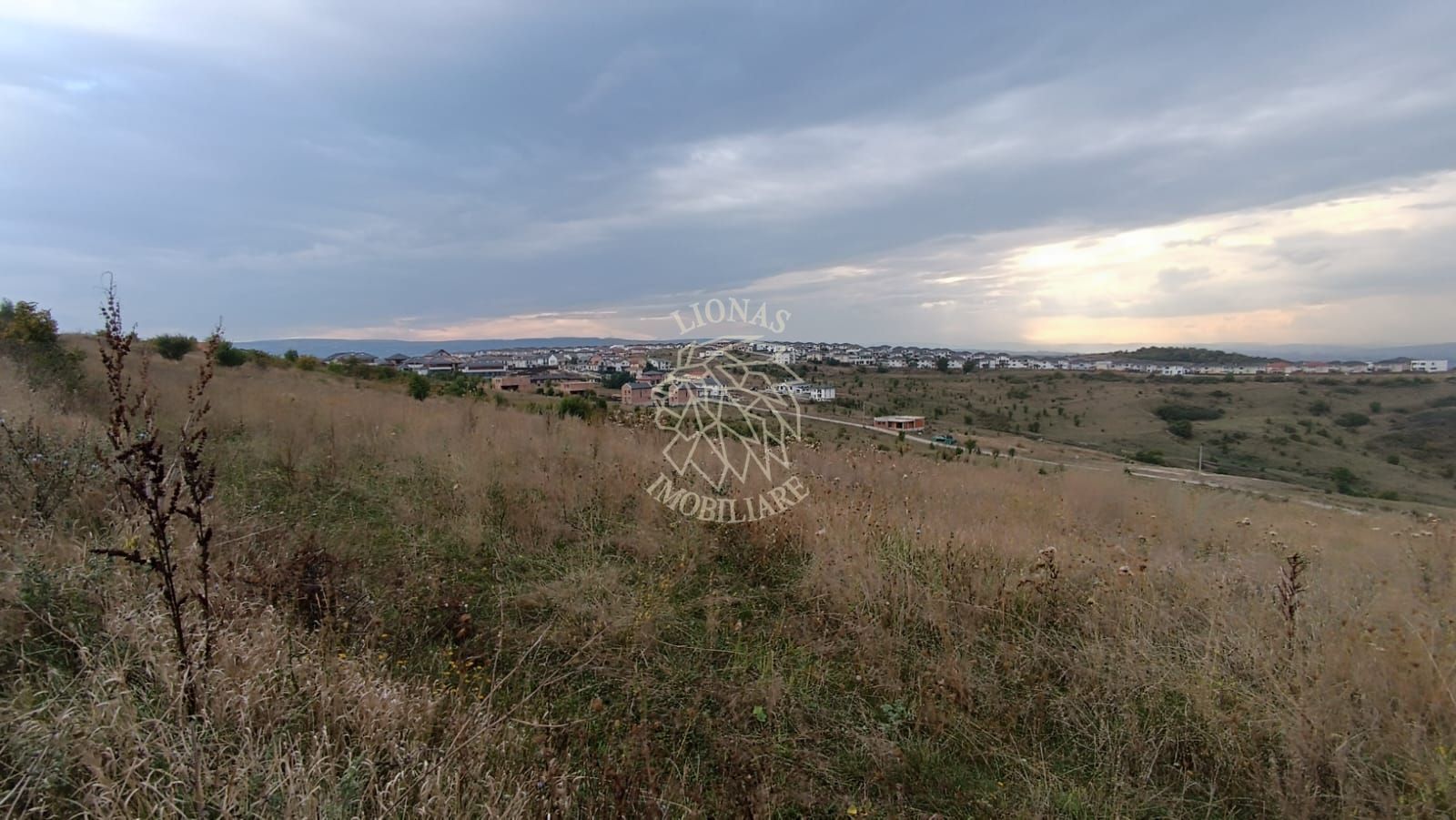 Teren intravilan 9400 mp,  ideal constructii, Dezmir, jud Cluj - Poză 8