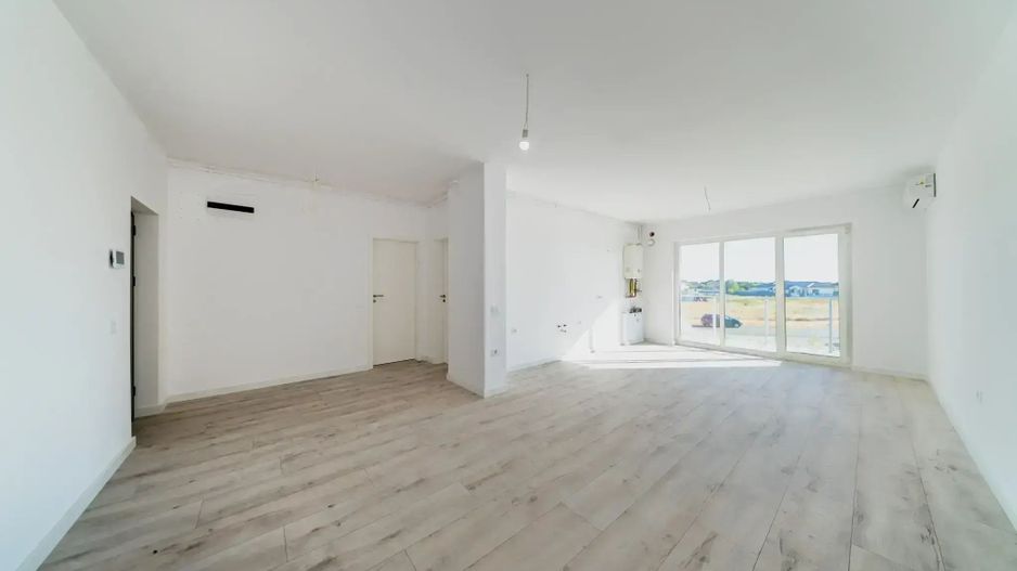 Apartament 3 camere de vanzare zona Micalaca - Poză 7