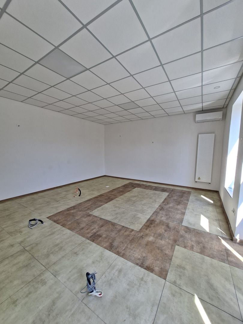 Spațiu pretabil birourii,farmacie,etc - Poză 2