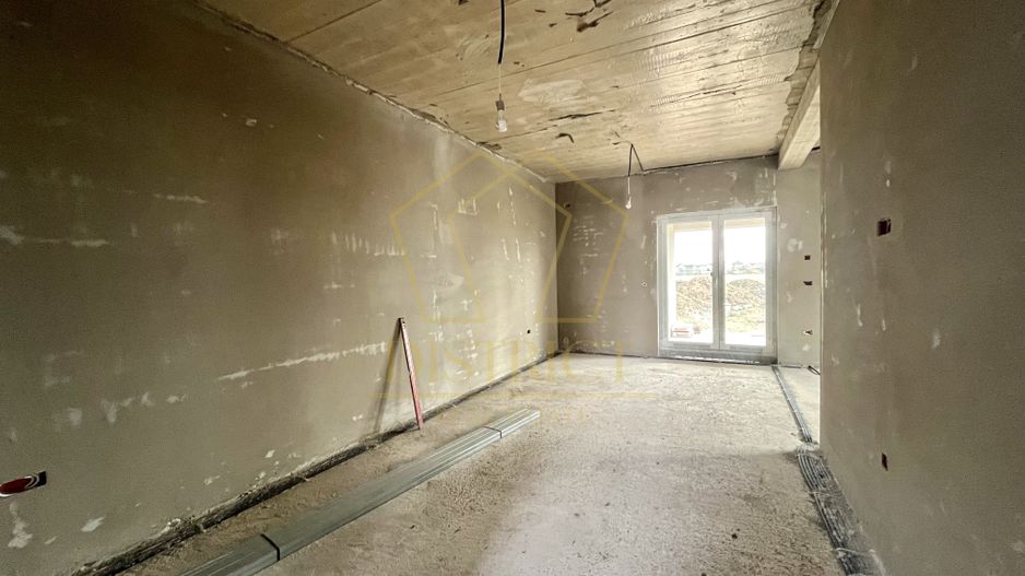 Duplex cu 3 camere | Mosnita Veche - Poză 5