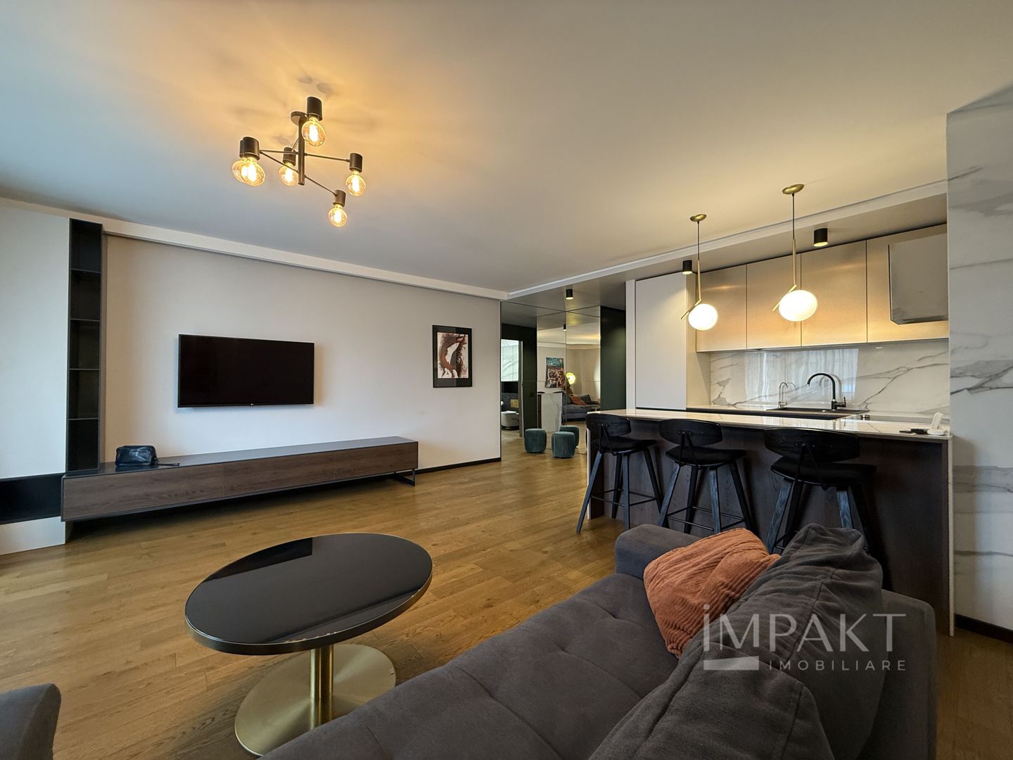 Apartament ultrafinisat cu 2 camere! - Poză 1