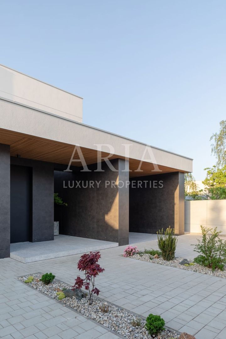 REZIDENȚĂ CONTEMPORANĂ CU DESIGN ICONIC | POZE REALE | - Poză 20