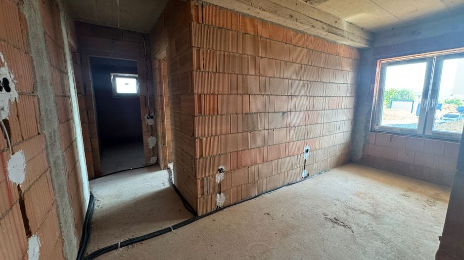 Apartament 3 camere , Lidl Selimbar - Poză 5