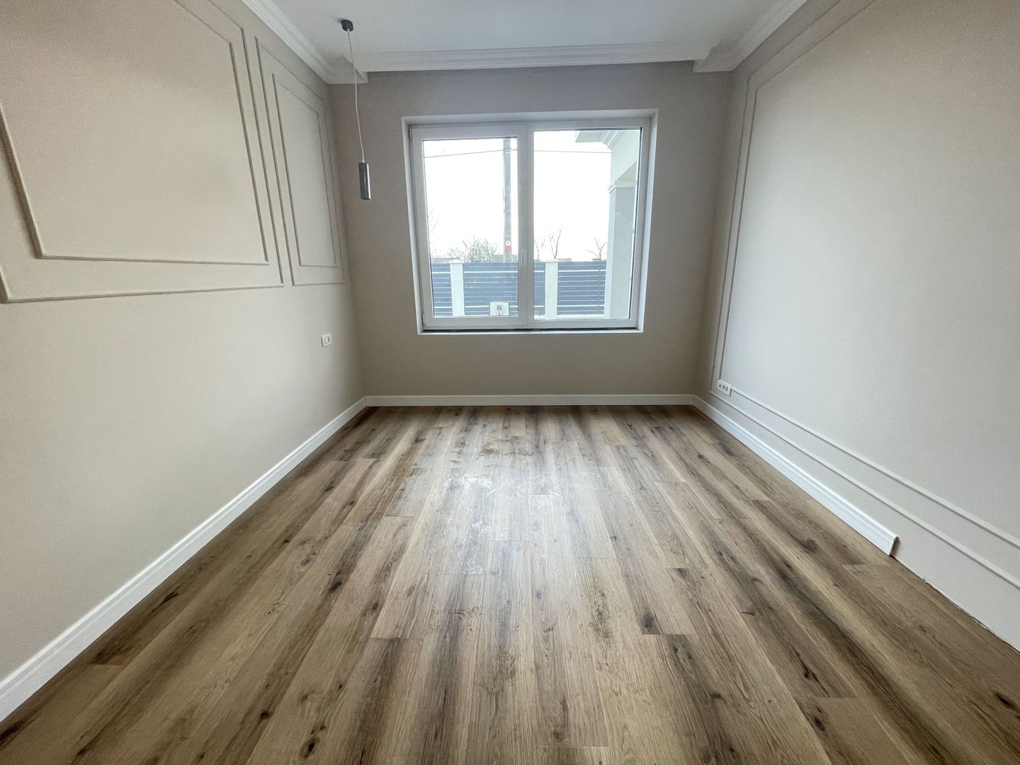 Proprietate premium,finisaje moderne,zona linistita-Ronat - Poză 7