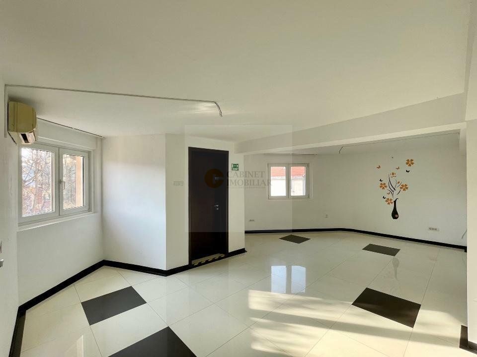 Vila tip Duplex - complet renovata - zona Aviatorilor - Poză 10