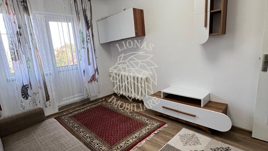 Apartament 2 camere-balcon-curte comuna-parcare-Zona Spalatoria Mara - Poză 8