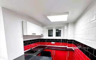Apartament o cameră, 30 mp,  ultracentral, curte interioară 30 - Poză 4