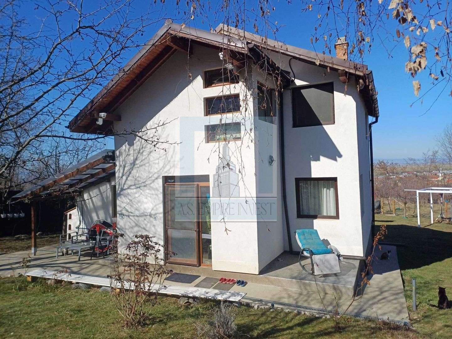 Vila/Casa de vanzare in zona linistita/ Sacele - Poză 1