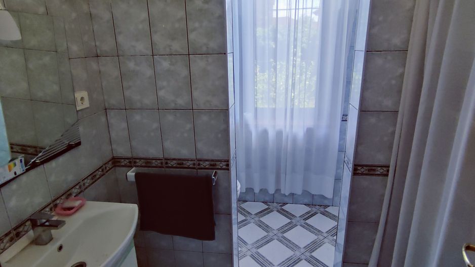 CASA INDIVIDUALA GHIRODA +TEREN 1752 MP - Poză 12