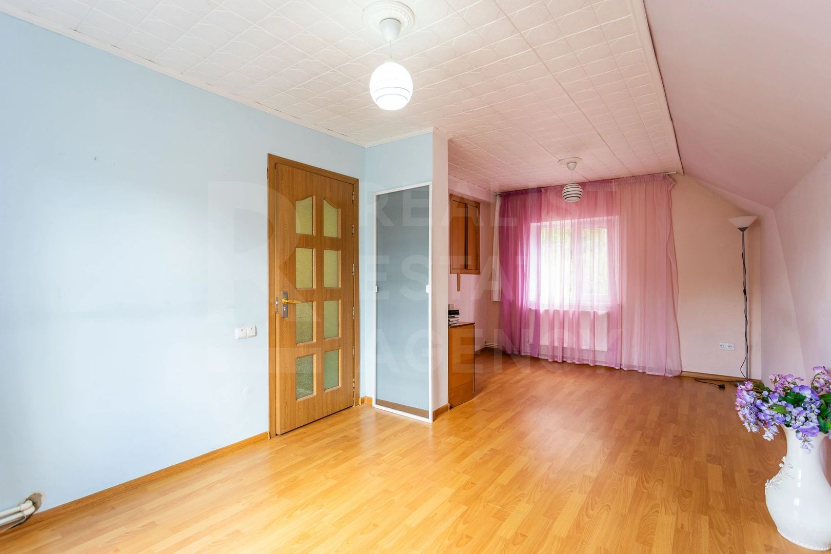 Vânzare, vilă, 2 camere, str. Dimitrie Cantemir, Stăuceni - Poză 5