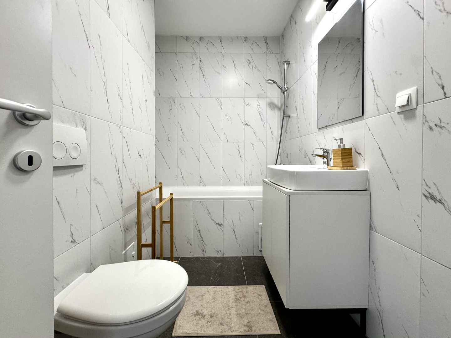 Eleganță la apus – apartament 3 camere, în zona Lipovei, lângă pădure - Poză 15