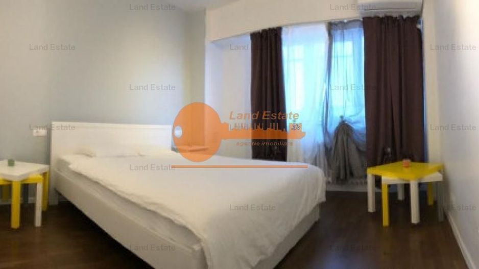 APARTAMENT CU 3 CAMERE - Poză 4