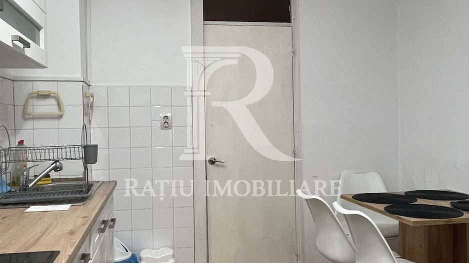 Apartament cu 3 camere | Decomandat | Decebal  | Oradea - Poză 4