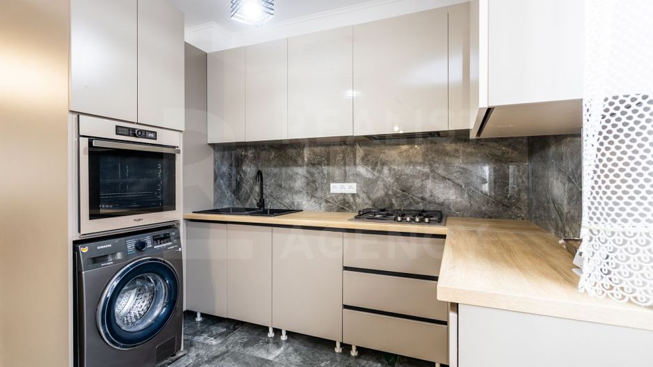 Chirie, casă, 3 nivele, 5 camere, strada Cantinei, Durlești - Poză 4