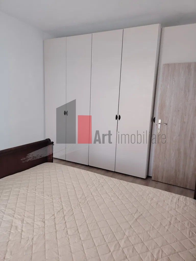 Apartament cu 3 camere de inchiriat in zona Grivita - Poză 6