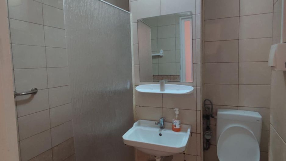 De vanzare apartament 2 camere - Poză 2