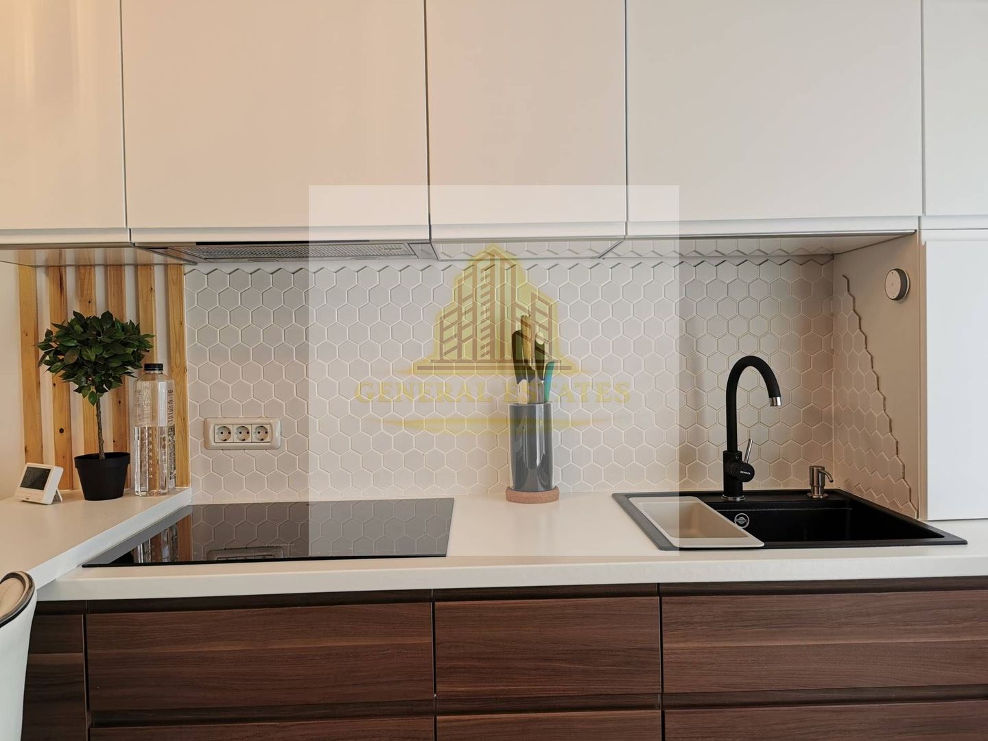 Luminos, spațios, perfect compartimentat – 4 camere Open-Space - Poză 10