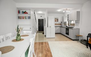 Casa 3 camere cu gradina /  23 August - Poză 3