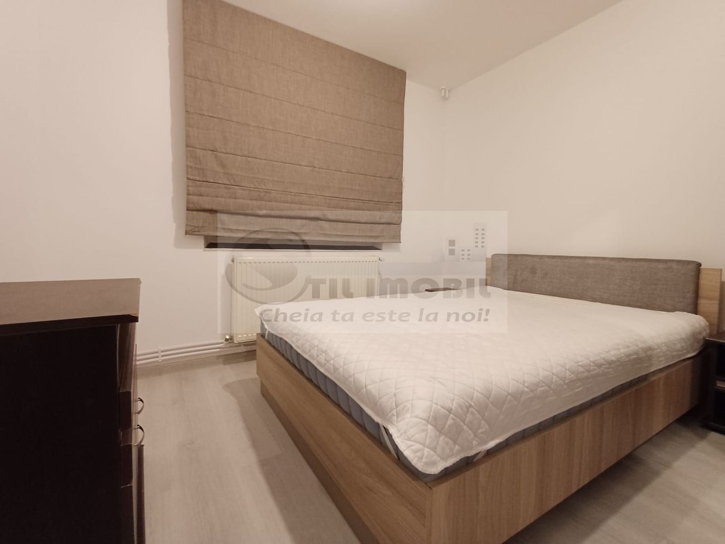 Apartament 3 camere Decomndat RENOVAT–  vis-a-vis de Palas Mall - Poză 14