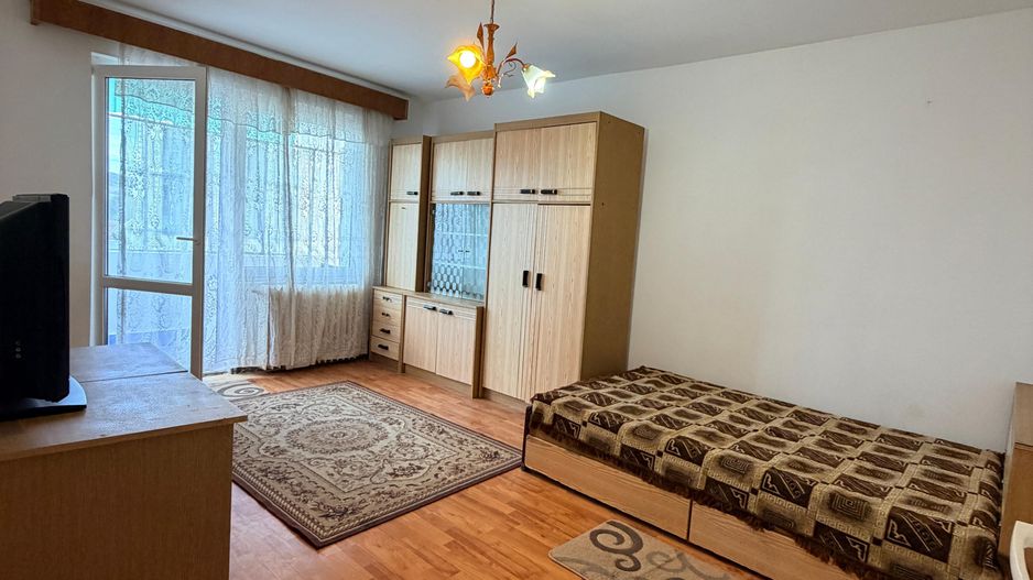 Apartament cu 3 Camere și 2 Băi  – Cartier Unirii - Zona Darina - Poză 1