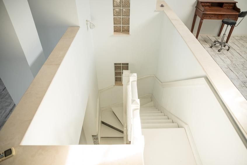 Pipera - Vilă modernă cu 4 dormitoare, curte generoasă și parcare subterană - Poză 3