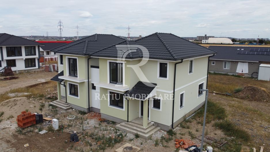 Duplex modern P+E | 4 camere | Sântandrei - Poză 2