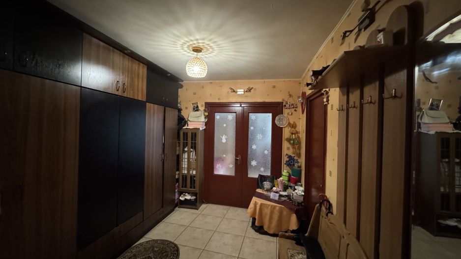 De Vanzare Apartament 4 camere, 96 mp utili, – Zona Dristor  V5 - Poză 5