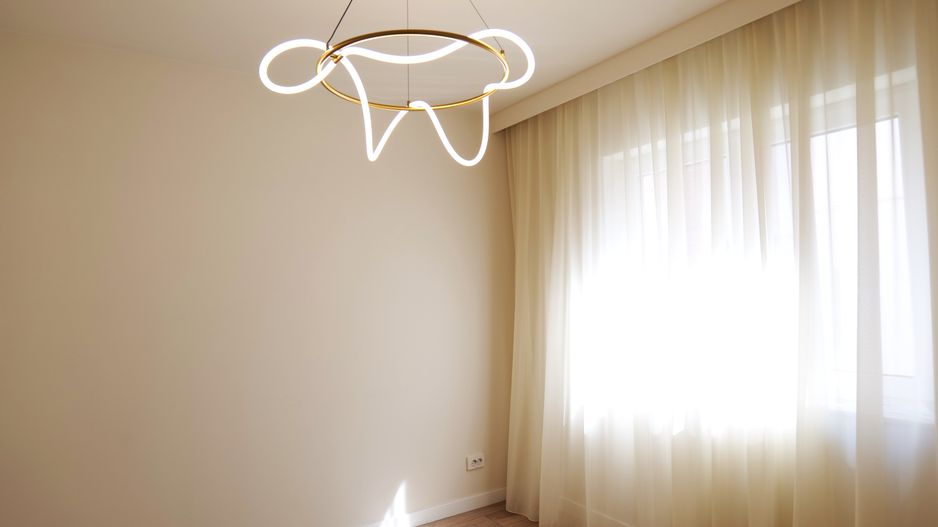 De vânzare casă deosebită 4 camere în localitatea Florești - Poză 9