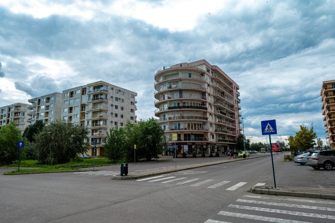 Statiunea Mamaia -UNICAT- Penthouse 220 mp cu vedere frontala la mare si jacuzzi - Poză 33