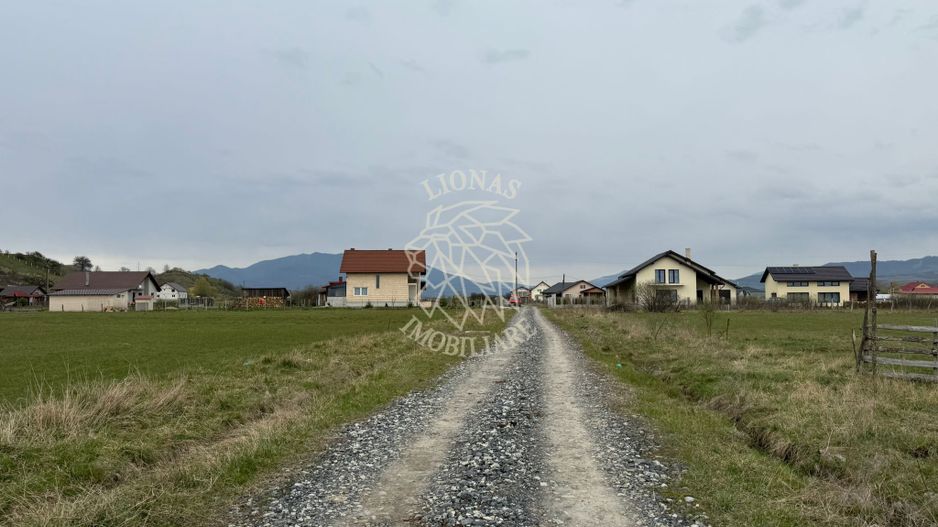 Teren intravilan 2166 mp-Parcelabil-utilitati-Livezile, Zona Rit - Poză 2