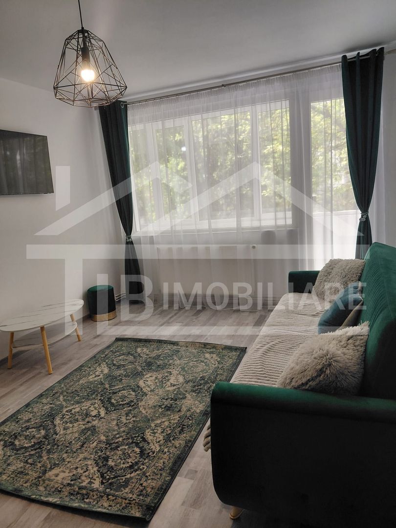 Apartament cu 2 camere, 50mp, Zona Aleea Carpati - Poză 1